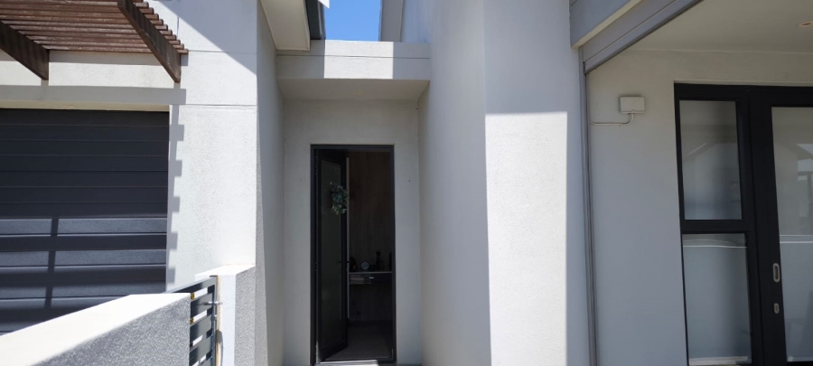 3 Bedroom Property for Sale in Sitari Country Estate Western Cape